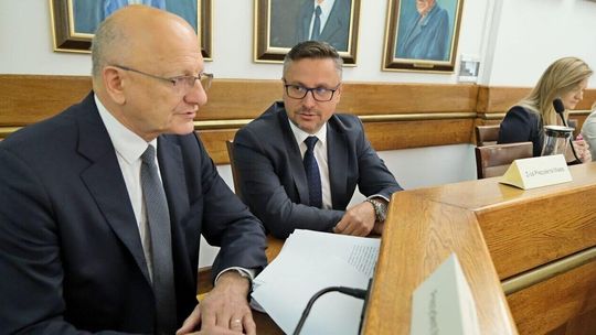Prezydent Lublina Krzysztof Żuk z wotum zaufania i absolutorium