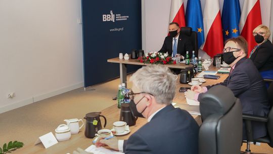 Prezydent: Premier i szef MZ poinformowali mnie, że sytuacja wygląda lepiej niż się spodziewali