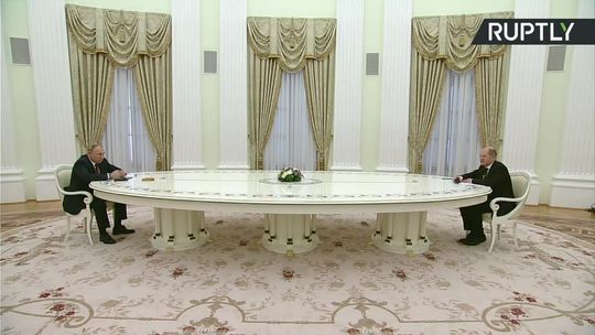 Prezydent Rosji i kanclerz Niemiec spotkali się w Moskwie. Sytuacja na Ukrainie głównym tematem rozmów