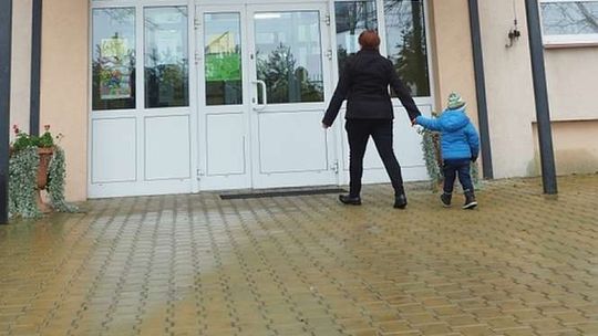 Problem z reformą oświaty w gm. Hanna. Nie ma tu ani jednej szkoły samorządowej