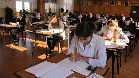 Próbna matura 2016: Angielski uczniowie napisali lepiej niż polski