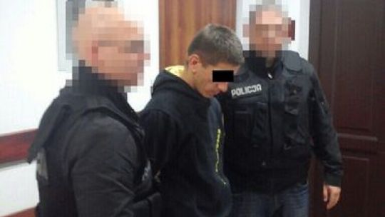 Próbował zabić kuzyna przy supermarkecie w Bełżycach. Przez zazdrość