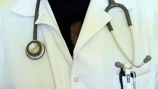 Proces lekarza się przedłuża. Biegli psychiatrzy nie chcą go zbadać