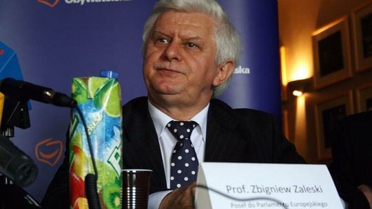 Prof. Zaleski wraca do Brukseli. \"Na dziś jestem w PO, ale życie pokaże\"