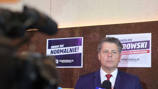 Profesor Piotrowski liderem  Konfederacji do Europarlamentu 