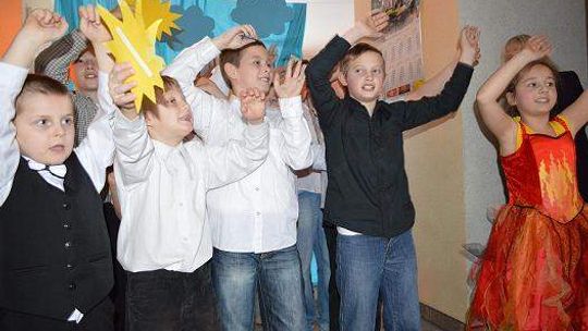 "Promień dla dzieci Za Torami