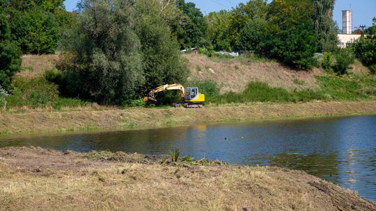 Prosili, prosili i wyprosili. Wody Polskie biorą się za Huczwę