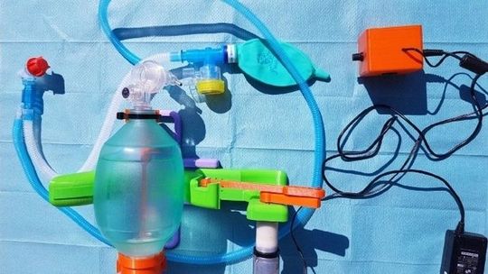 Prosty i bezpieczny respirator z Lublina. Wspólny projekt Politechniki Lubelskiej oraz Uniwersytetu Medycznego