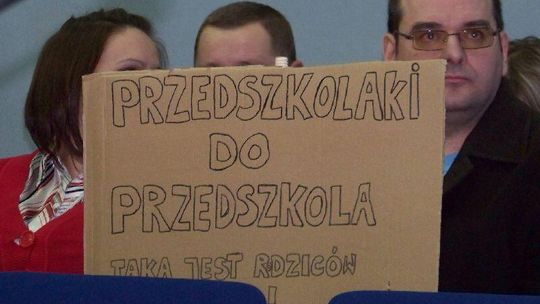 Protest rodziców z Puław: Przedszkolaki do przedszkola!