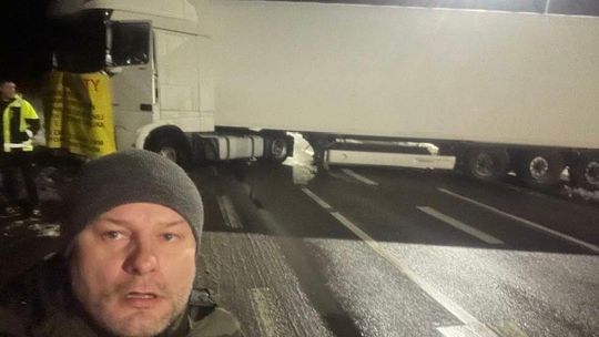 Protest w Dorohusku zawieszony, ale przejazdu brak. Użyli fortelu