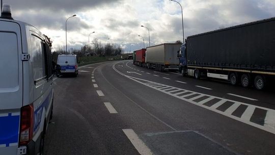 Protest w Hrebennem. Rolnicy blokują krajową 17