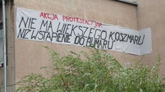 Protest w Wojskowych Zakładach Inżynieryjnych w Dęblinie