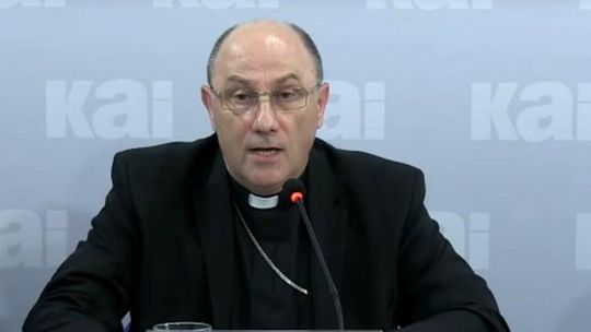 Prymas prosi o przebaczenie ofiary pedofilii. Dlaczego w niektórych diecezjach to wciąż tajemnica?