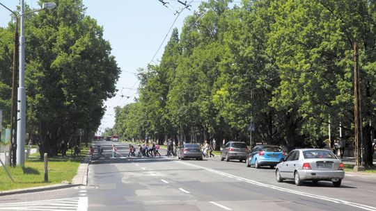 Przebudowa Al. Racławickich w Lublinie. Na nową drogę trzeba jeszcze poczekać