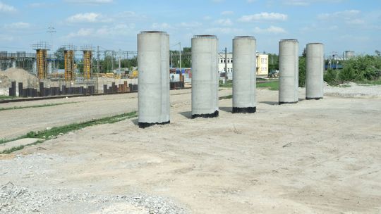 Przebudowa ul. Grygowej. Już rosną nowe wiadukty