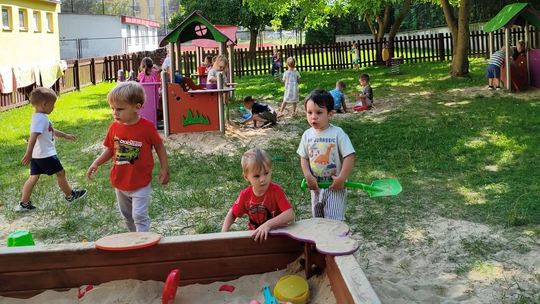 Przebudują maluchom plac zabaw. Jest wykonawca