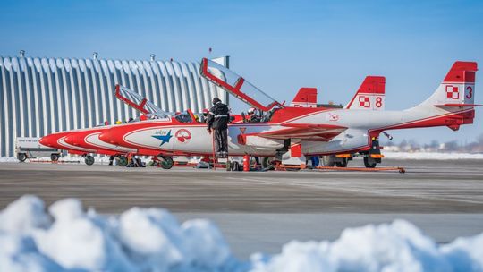 Przed dęblińskim ratuszem stanie odrzutowiec