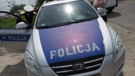 Przed wyjazdem na wycieczkę chcieli zbadać stan trzeźwości opiekunów. Po tym co zrobiła dyrektorka żądają jej odwołania