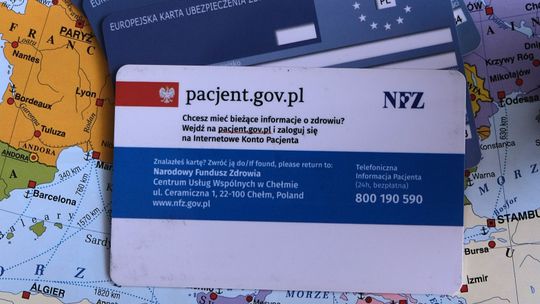 Przed wyjazdem za granicę wyrób tę kartę. Ona pozwala na darmowe leczenie