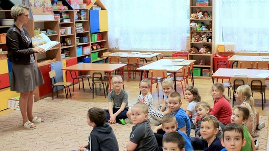 Przedszkolanki dostaną 300 zł podwyżki. Skąd pieniądze? "To już zmartwienie prezydenta"