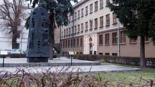 Przedszkole na parterze budynku szkoły podstawowej? Rodzice uczniów protestują