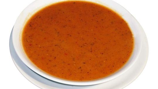 Przejażdżka radnych autobusem dla niepełnosprawnych. Potem obiad i wódka