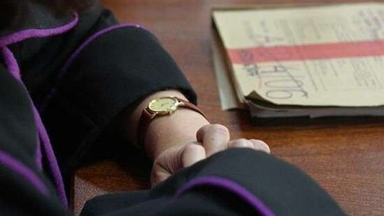 Przejechał żonie nożem po twarzy, potem sam się okaleczył. Dzisiaj ma usłyszeć wyrok