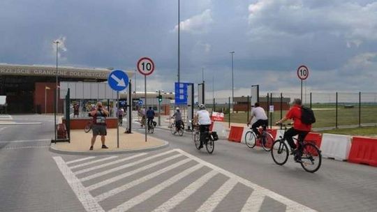 Przejście piesze i rowerowe w Dołhobyczowie przekroczyło 1300 osób