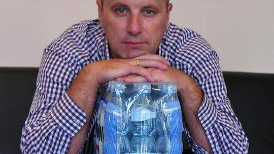 Przelew i mineralna zamiast kubła wody