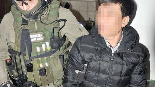 Przemycali przez naszą granicę Wietnamczyków