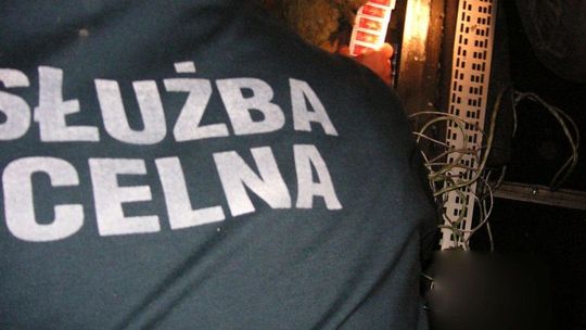 Przemytnicy i celnicy na granicy, czyli jak minął 2011 rok