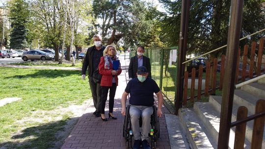 Przenosiny siedziby Zespołu do Obsługi PFRON w Chełmie. „To absurd. Budynek nie jest przystosowany dla niepełnosprawnych!”