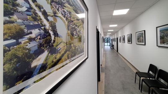 Przeprowadzka na ukończeniu. Tak wygląda nowy Urząd Gminy