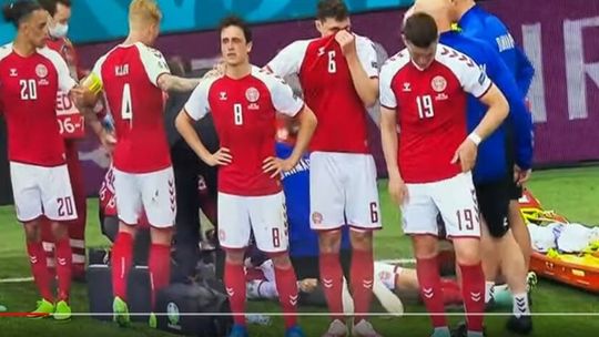 Przerwany mecz Dania-Finlandia na EURO. Reanimacja Christiana Eriksena