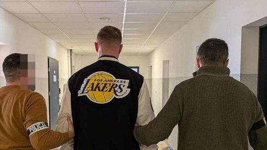 Policyjna interwencja – zatrzymany w asyście funkcjonariuszy