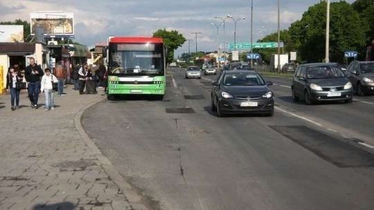 Przetarg na przebudowę al. Tysiąclecia. Pas dla autobusów i ścieżka rowerowa