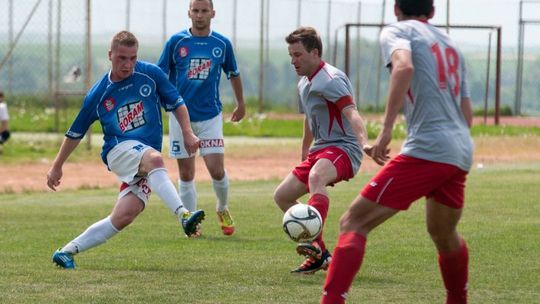 Przewaga Łady topnieje. Unia i Grom w grze o awans