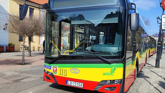 Przewoźnik wymienia tabor i zapowiada kolejne linie. Kiedy wjadą elektryki? 