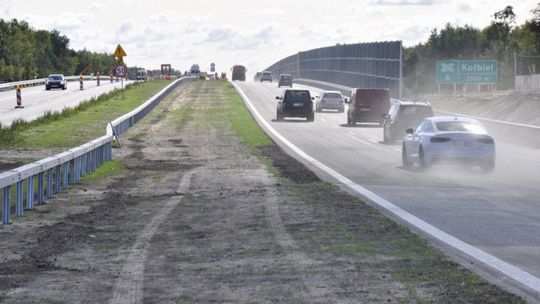 Przez 9 miesięcy kierowcy pilnowali się na S17. Niedługo ma zniknąć ograniczenie do 80 km/h
