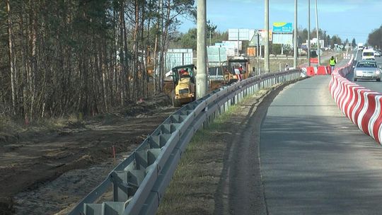Przez lata ścieżki miasta i gminy nie mogły się połączyć. W końcu powstaje brakujący odcinek