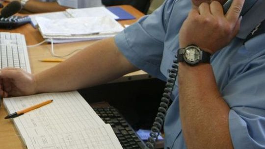 Przez okno komisariatu wypatrzył handlarza narkotyków