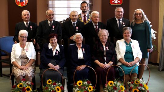 Przeżyli ze sobą ponad 50 lat. Złote Gody małżeństw z gm. Puławy [zdjęcia]