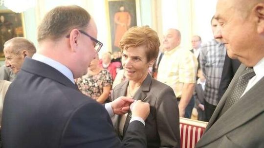 Przeżyli ze sobą ponad pół wieku. Dostali medale (zdjęcia)