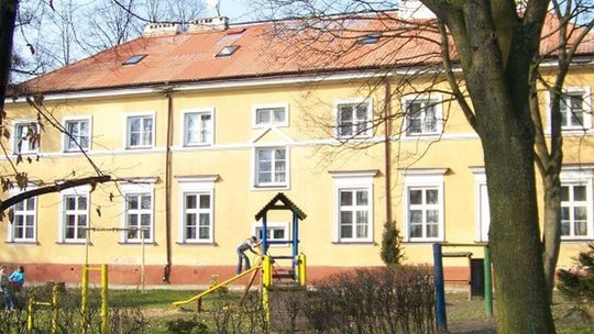 Przybysławice: Dom dziecka czeka nowy dach i odgrzybienie