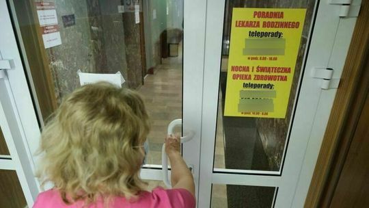 Przychodnia z Chełma leczyła niemal wyłącznie przez telefon. Co z jej kontraktem z NFZ?