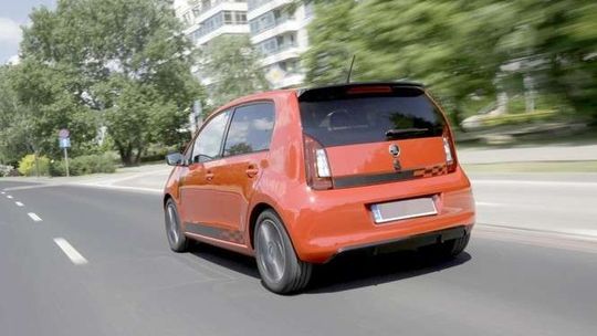 Przyciemniane szyby. Czy możesz je mieć w aucie?