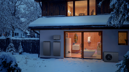 Przygotowanie na przerwy w dostawie prądu: jak systemy magazynowania energii utrzymują działanie domów podczas awarii sieci