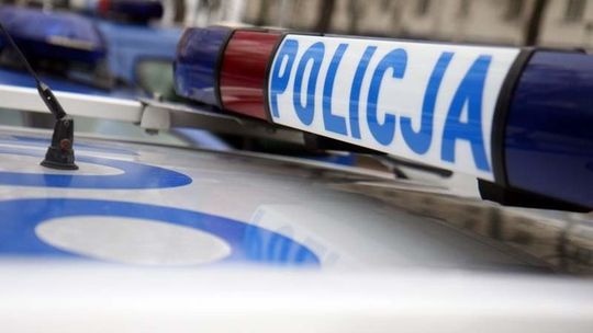 Przyjechał motocyklem po piwo i wjechał w płot. Miał dwa promile