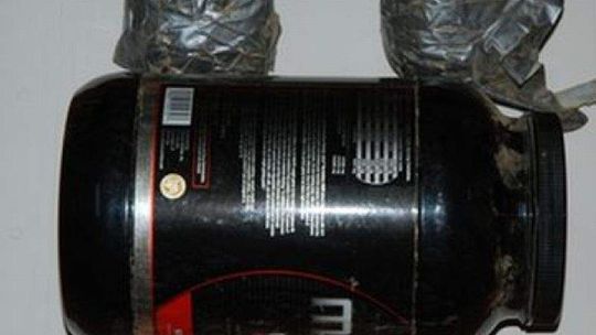 Przyjechali po narkotyki. Wpadli wracając do domu