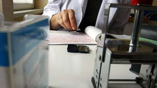 Przyłapali pracujących na zwolnieniach lekarskich. ZUS kontroluje małe firmy